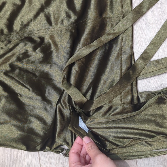 Satin Cargo Skirt - Picture 13 of 16